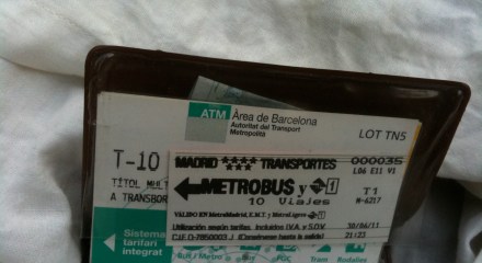 ¿Quién ahorra más papel? Los que más te cobran...