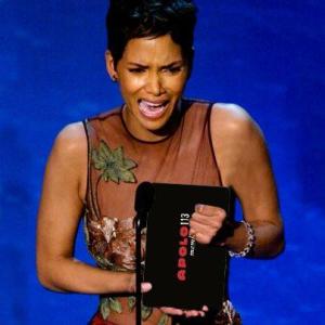 tumblr_mghbml8imA1r0abqqo1_500