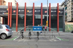 Foto de EnBiciXBCN https://www.flickr.com/photos/enbicixbcn/15162704149/in/pool-526074@N25/